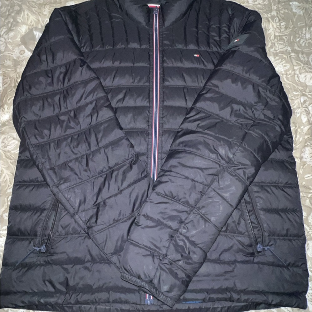 Men's Black Puffer Jacket